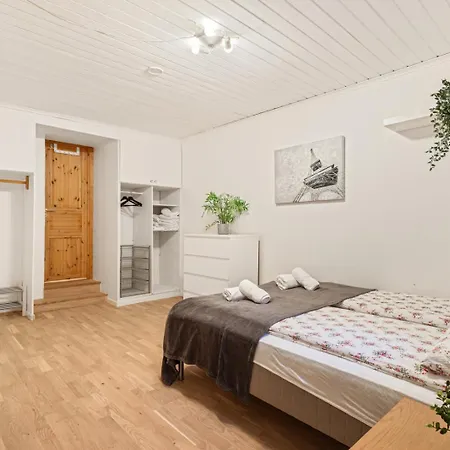 Bergen City Center Train Station Apartment