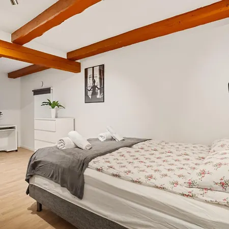 Apartment Center Kalfaveien