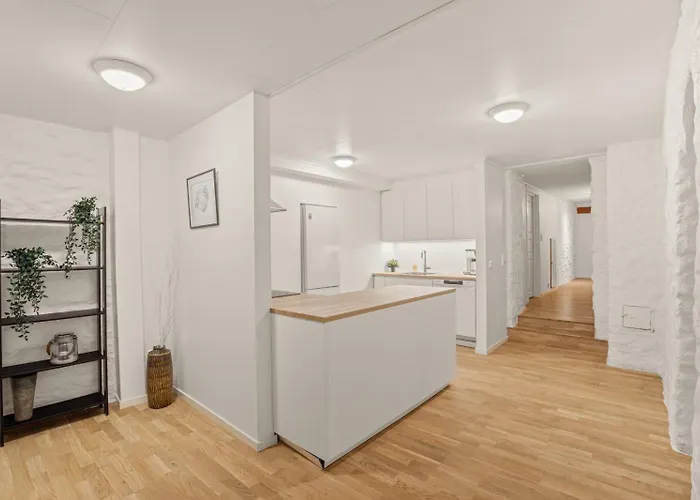 Apartment Center Kalfaveien