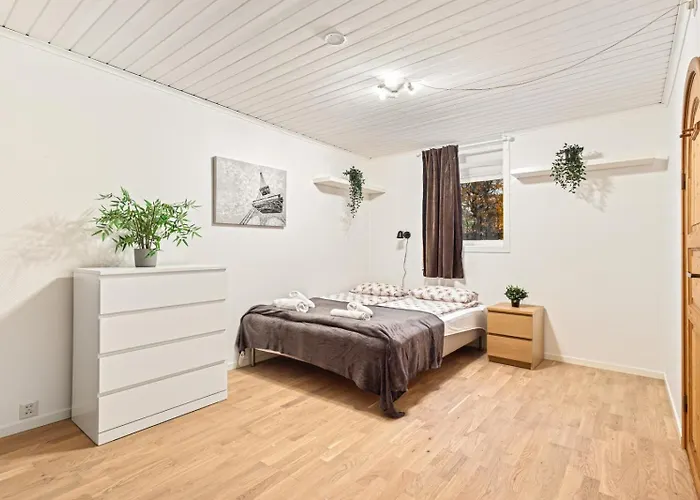 Center Train Station * Bergen